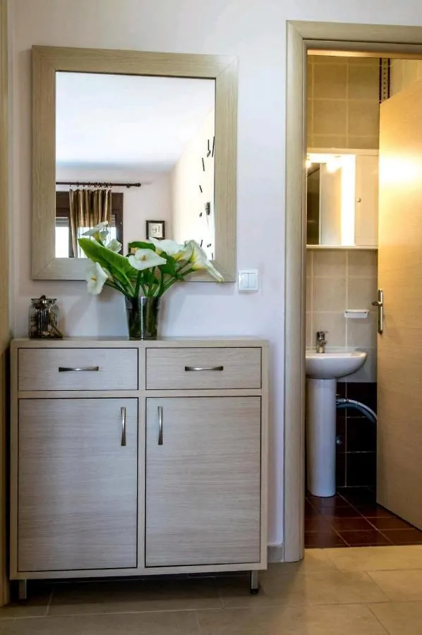 Canal Luxury Apartments Nea Poteidaia