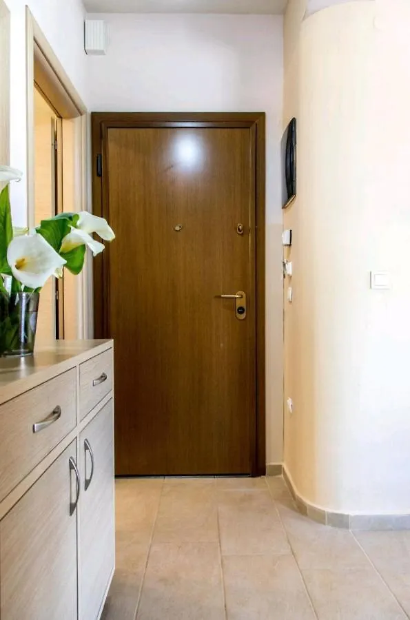 Canal Luxury Apartments Nea Poteidaia